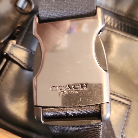 Coach Black Leather Belt Bag/Fanny Pack for Men - Picture 7 of 16